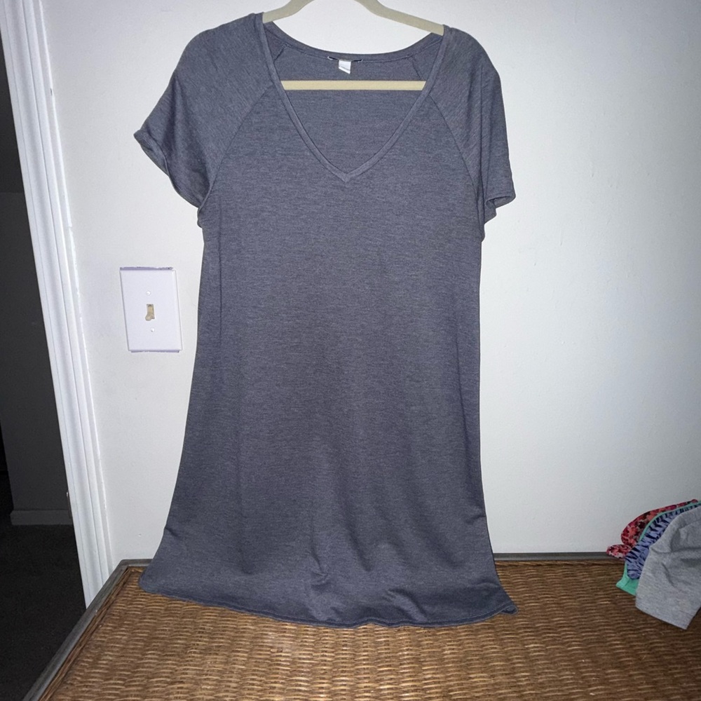 Nine West Charcoal Short Sleeve V-Neck Top